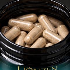 Primer plano de las cápsulas de Lionzen Nootropic dentro del bote abierto