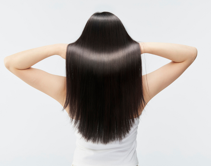 Cabello débil, uñas frágiles y piel apagada: causas y cómo fortalecerlos desde dentro